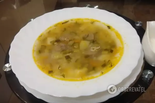 За две минуты до готовности необходимо добавить зелень