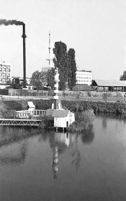 Лебединая будочка.  Фото от друзей.