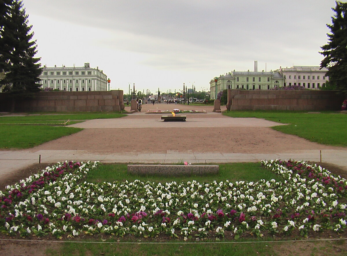 марсовое поле в санкт петербурге