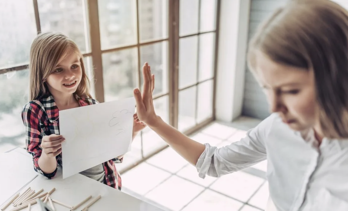 Что такое синдром «мертвой матери» и как он влияет на детей