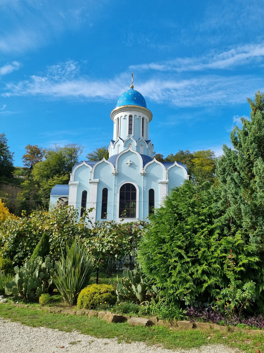 Храм во имя Святого Великомученика Уара