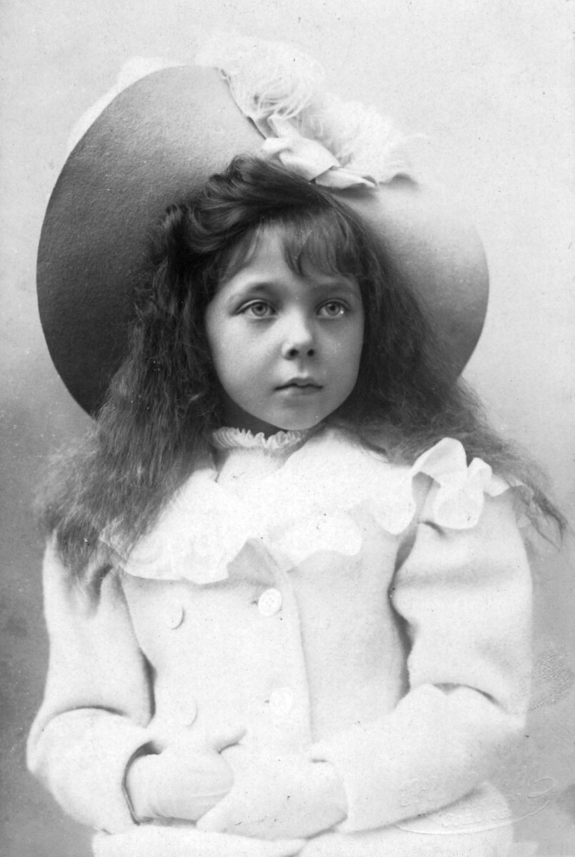 Принцесса Елизавета Гессен - Дармштадская  ( Внучка королевы Виктории по матери  Императора Александра II )