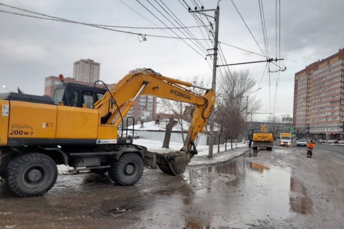    Порыв водопровода произошел в районе дома ул. Калинина,31.
