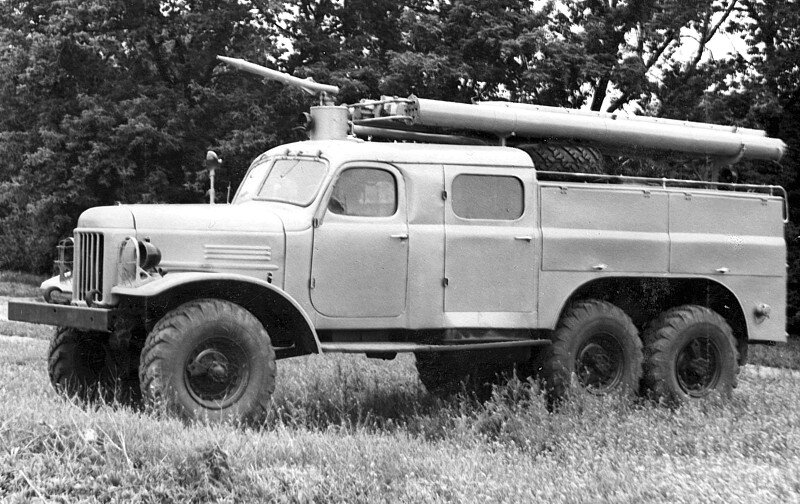 АЦП-30, модель 27А. Источник фото: http://firedesign.narod.ru/history_fire_vehicles/1945-65_pmz/1945-65_pmz.htm