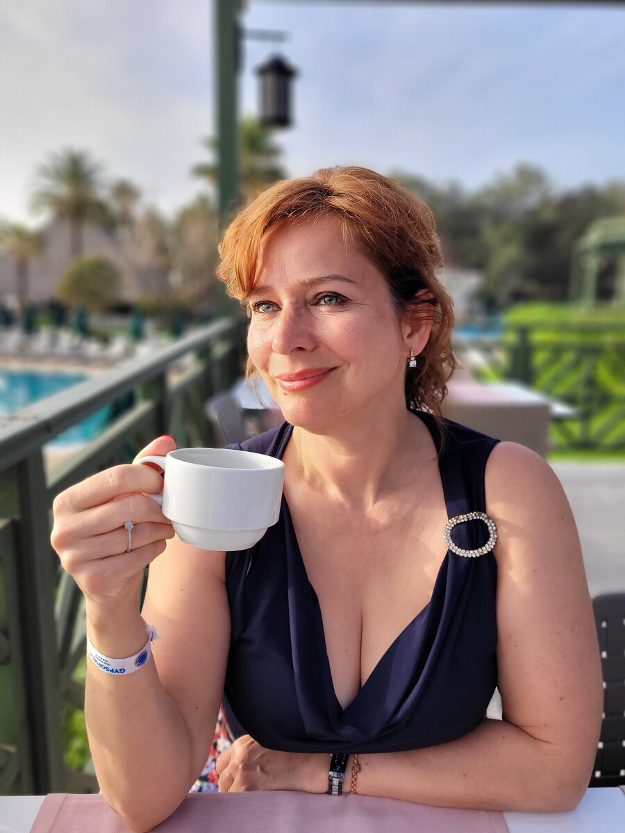 ЕЛЕНА ОЛЕКСЮК