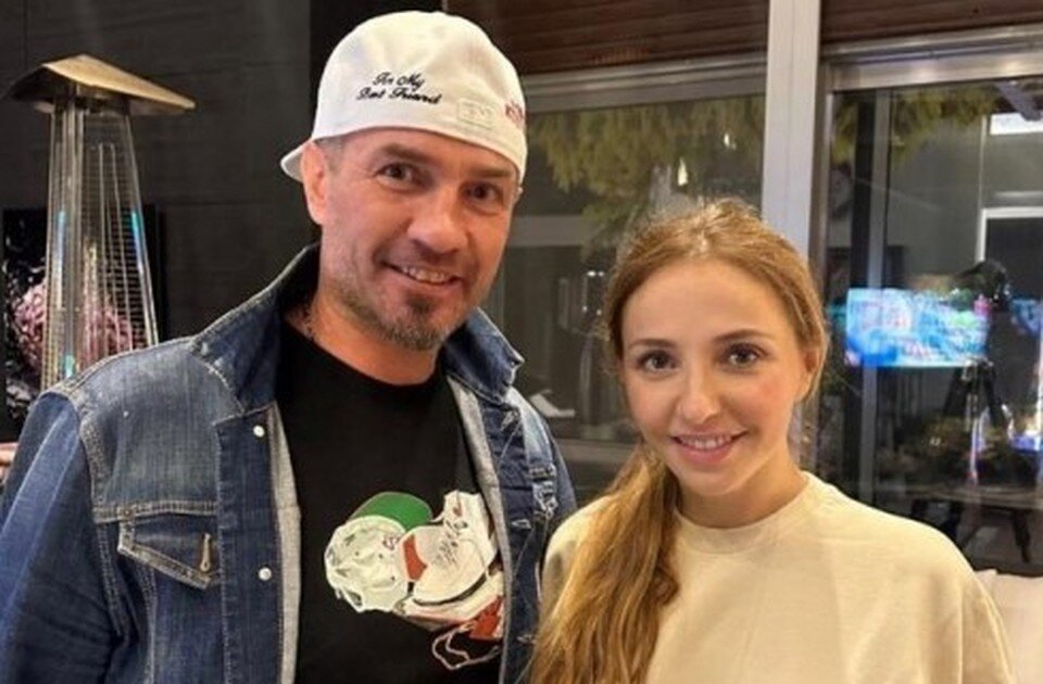    Татьяна Навка и Роман Костомаров. Личная страница героя публикации в соцсети