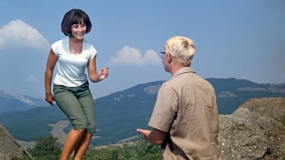 Сара, не хочешь в Египте перед фараоном потанцевать?/кадр из к/ф "Кавказская пленница"