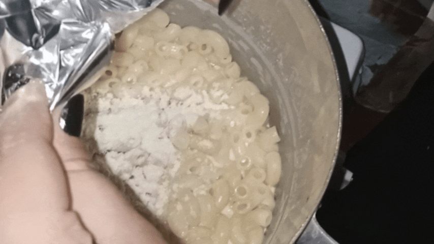 Высыпаем порошок