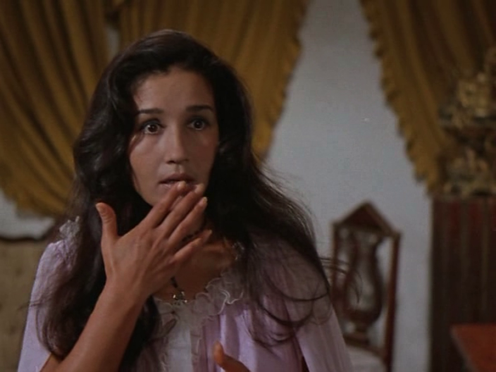 Анджелику играет Ляля Боброва. 