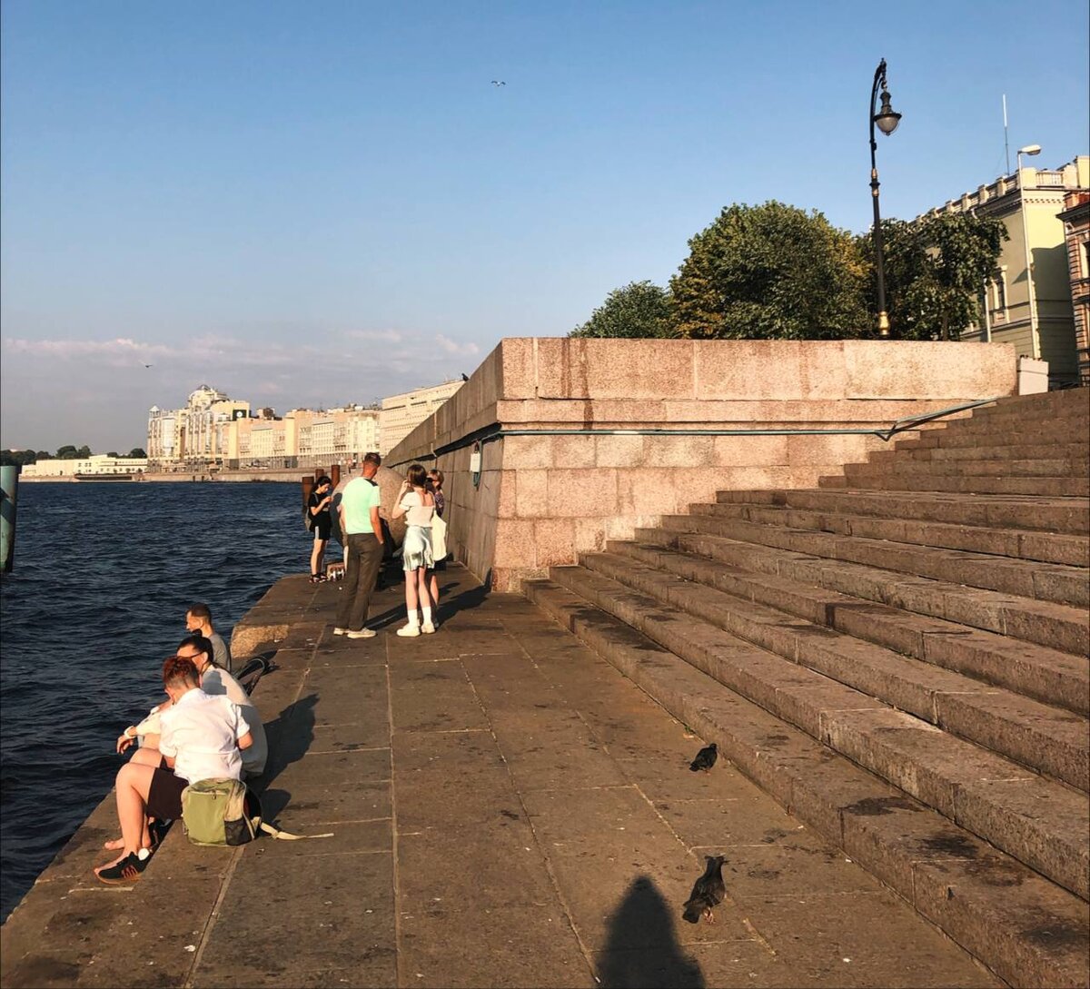 Фотопрогулка в районе метро Чернышевская: Таврический сад и Воскресенская  набережная | Редактор из Петербурга (который теперь в Москве) | Дзен