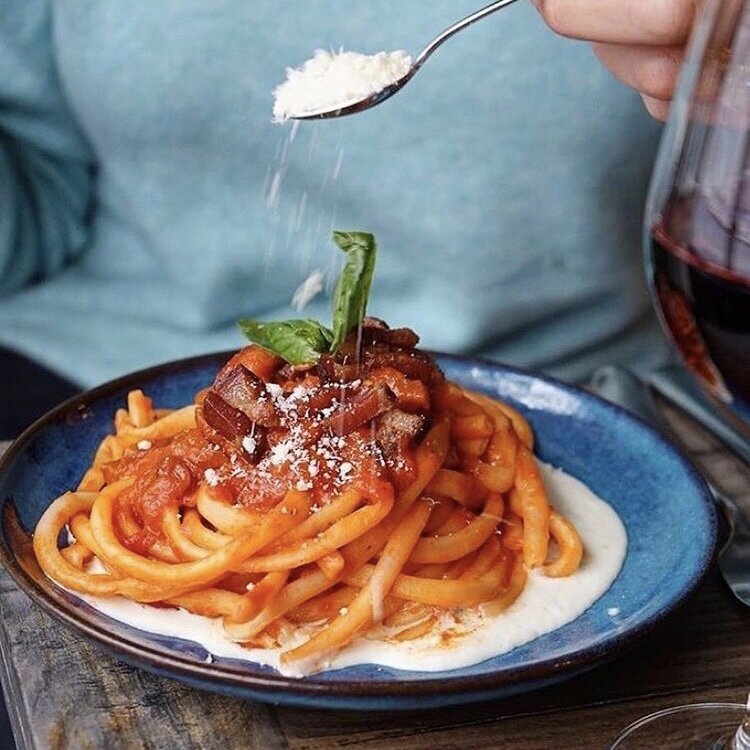 Паста Bucatini (Фото взято из доступных источников сети интернет)