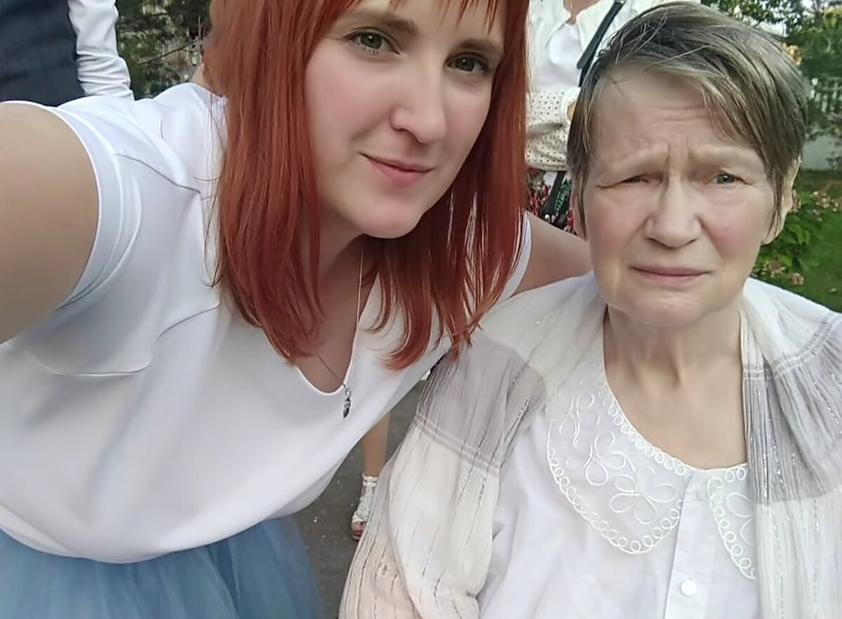 Героини истории. Всё фото в тексте - скрины автора из фильма. 