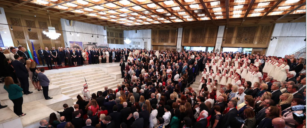 Создание Болгарии как состояния души – это призвание всех патриотов и просветителей, осознающих свою ответственность перед Отечеством, миром и грядущими поколениями.