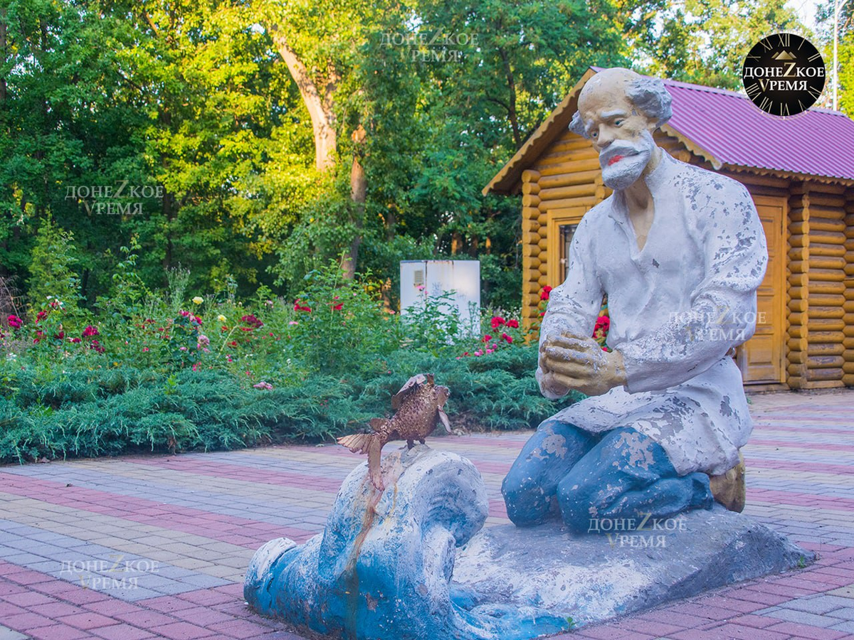 📸 “Поляна сказок” в Донецке опустела