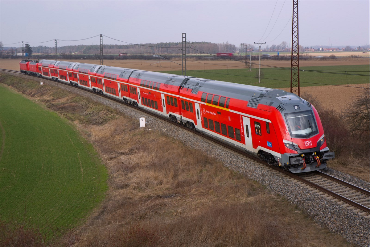 Состав с кабиной управления, изготовленный Skoda Group для немецких железных дорог, фото skyscrapercity.com