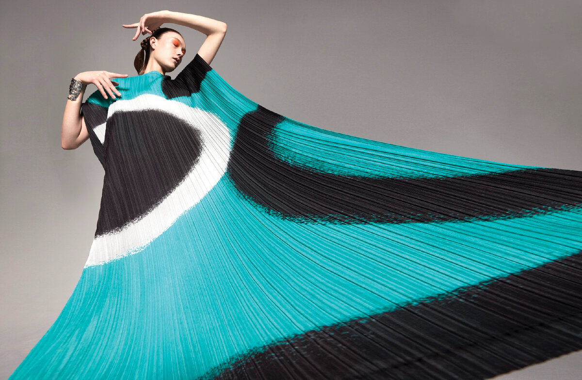 ISSEY MIYAKE, "PLEATS PLEASE", cuff Jennifer Fisher