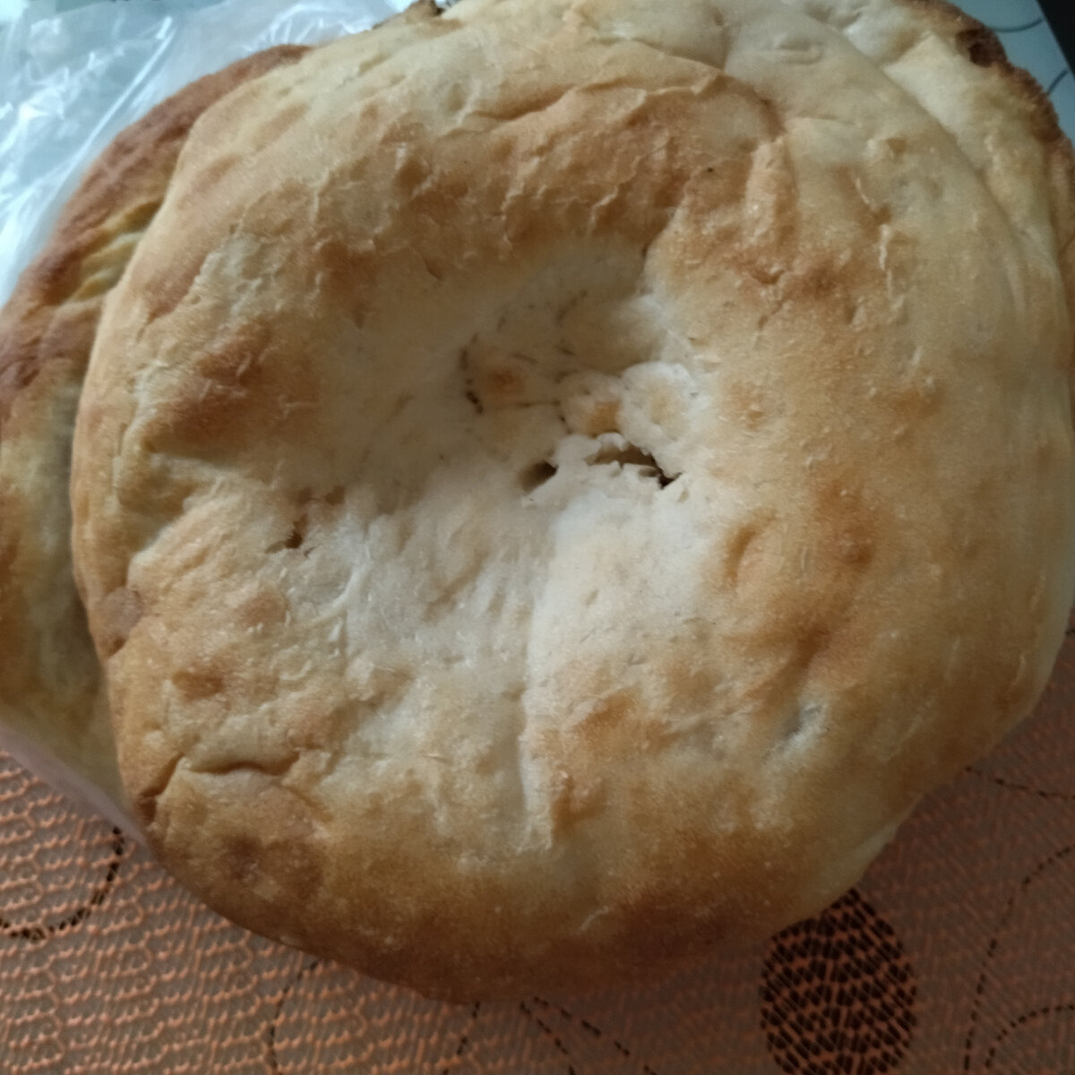 Вот отправь мужика с коляской гулять😄