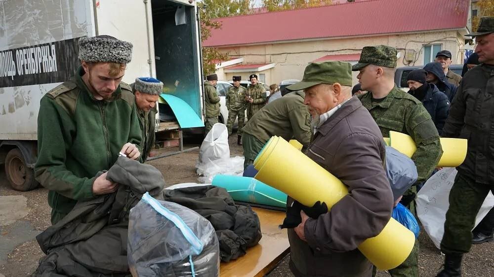    В Оренбуржье добровольческий казачий отряд «БАРС-6» переименуют в «Форштадт» Андрей Севостьянов