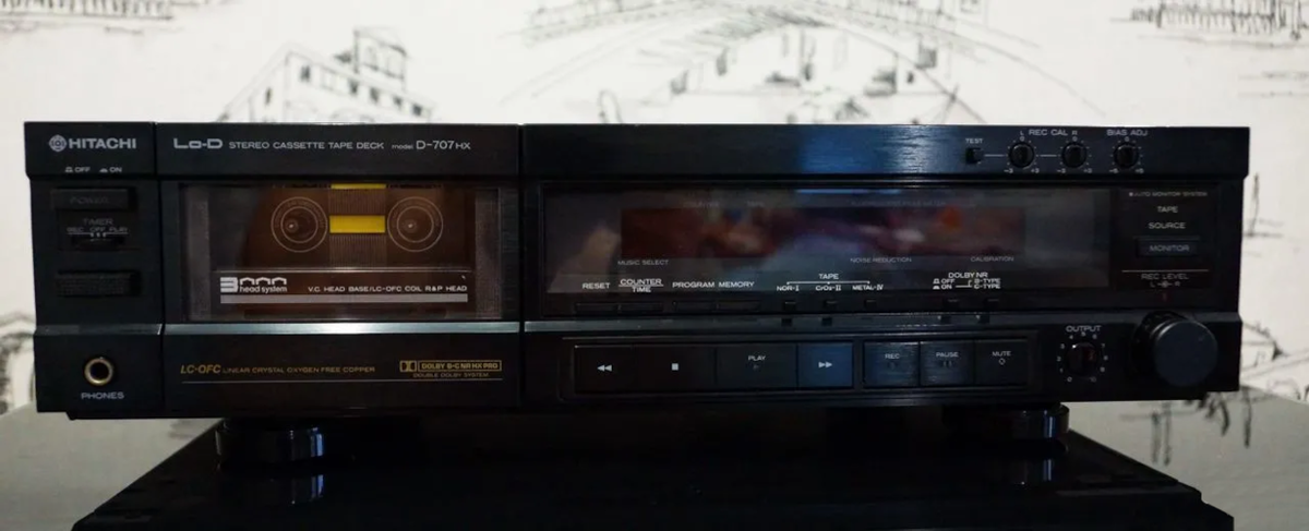 Hitachi D 707 HX кассетная дека