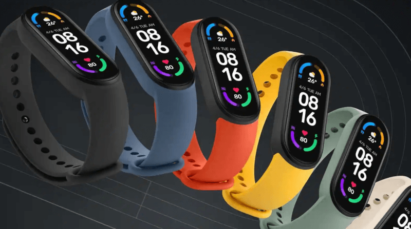 Умный браслет Xiaomi Mi Band 7 с широким дисплеем.