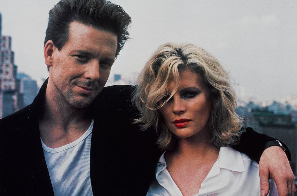  Его преданные поклонники уже и не мечтали, что кумир когда-нибудь воспрянет из безмолвного забытья.-4