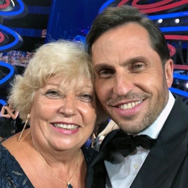 Александр Ревва с мамой