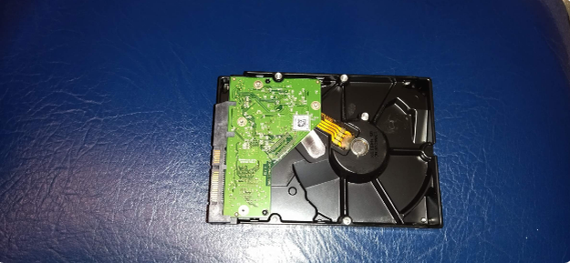 Жёсткий диск компьютера (HDD)
