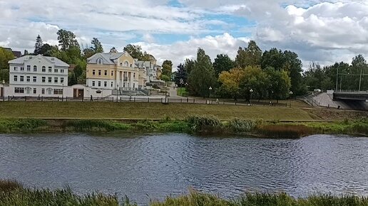 Набережная города Торжок Тверской области