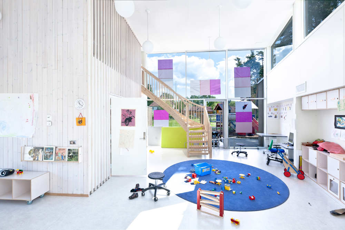 Детский сад хорошая школа. Детский сад в Тромсе, Норвегия. Современный детский сад. Необычный детский сад. Современные детские сады.