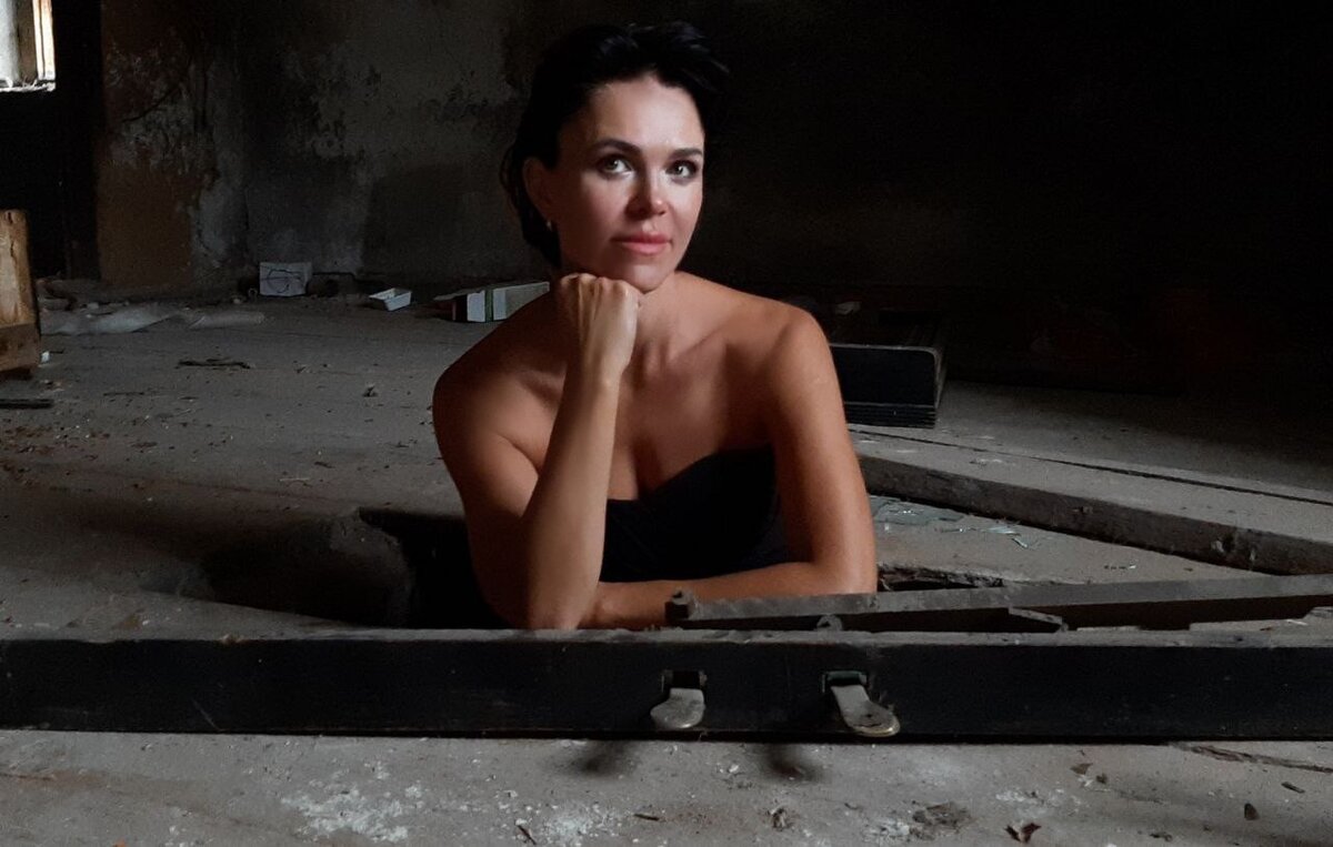 Приветствую из очередной заброшенной усадьбы Подмосковья 