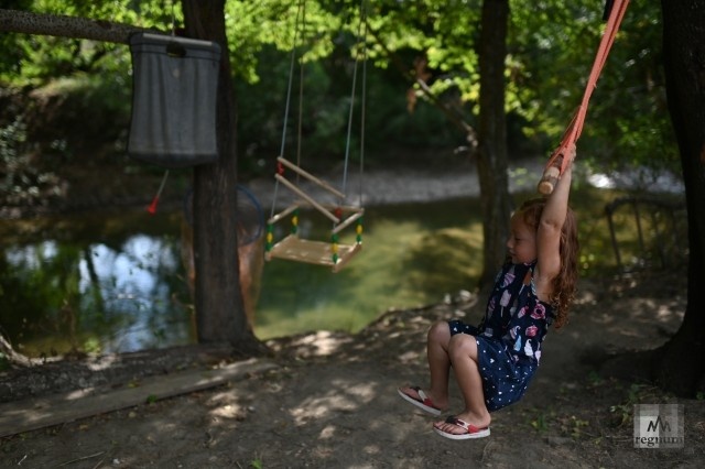    Тарзанка Алексей Мальгавко © ИА REGNUM