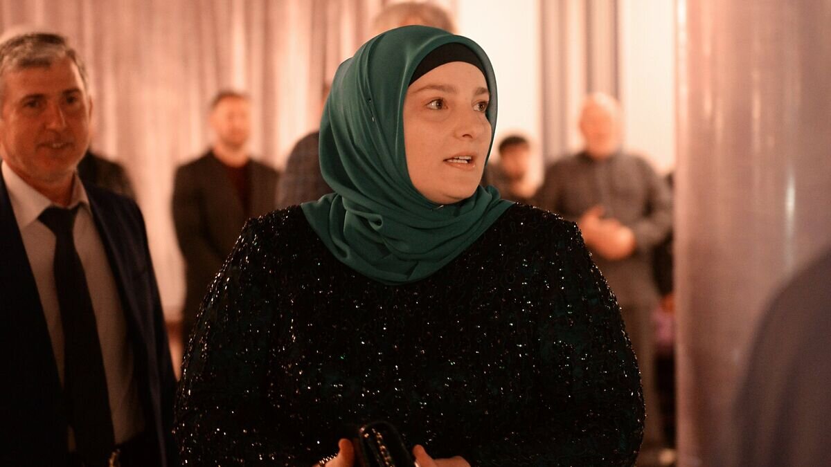    Показ линии одежды главного дизайнера Дома моды "Firdaws" Айшат Кадыровой в Грозном© РИА Новости / Саид Царнаев
