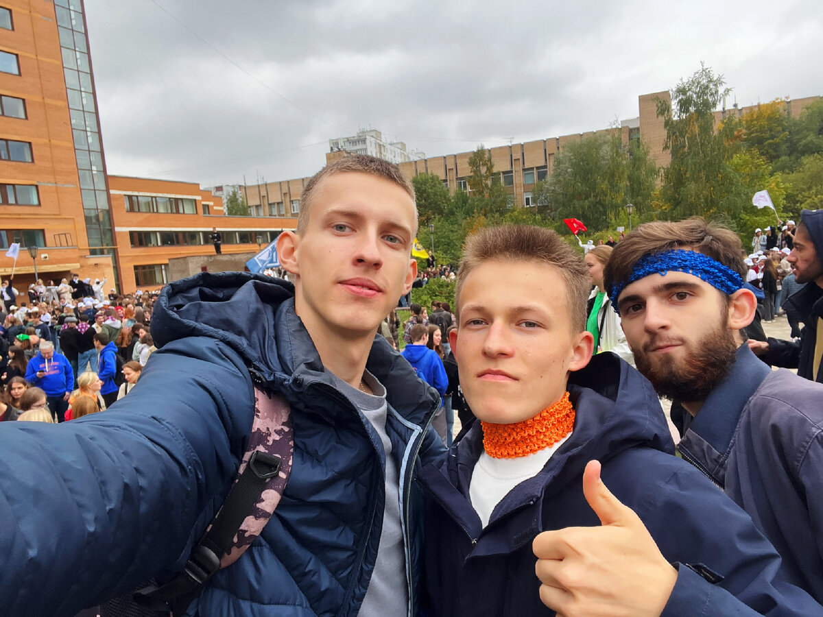 Это я на посвящении в первокурсники 