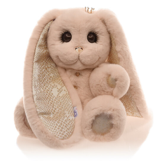 Скромная Зайка Голди за 300 тысяч рублей (нулями я не ошиблась, пересчитала несколько раз), с золотыми пуговками и нитями. Можно я буду для кого-то такой зайкой? Подарите мне золотые пуговки и корону. Согласна даже на золотой носик))))))