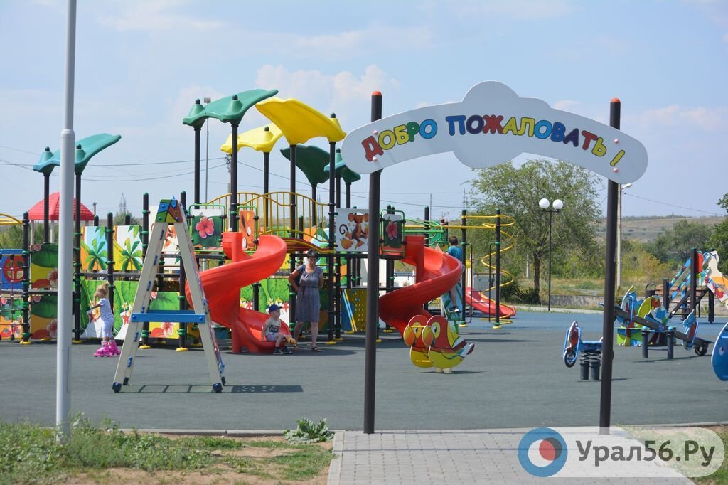    Полиция Орска нашла потерявшегося первоклассника, который после школы пошел к своей подруге в гости