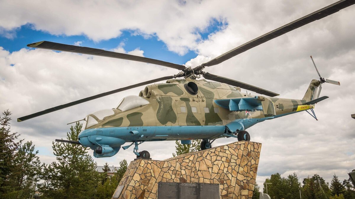 В сквере Пограничников. Сентябрь 2022 - Тюмень | фото автора