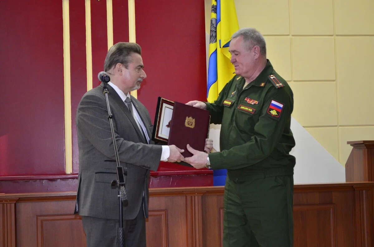  📷    В Оренбурге военный комиссариат Северного округа отмечает 16-летие Кристина Просвиркина