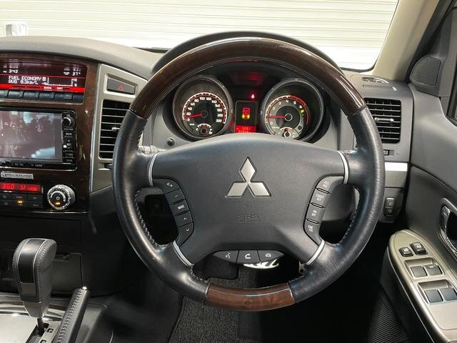 Фото салона, листайте