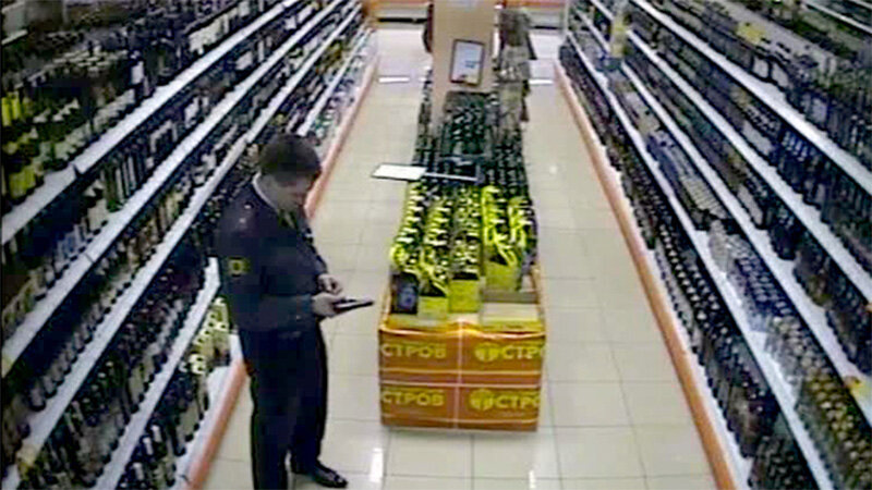    Видео с камеры наблюдения с супермаркете «Остров»