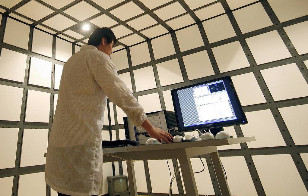 © EPA/OLIVER WEIKEN 