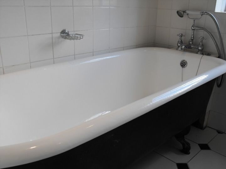 Реставрация покрытия ванны: технология работы и пошаговый план