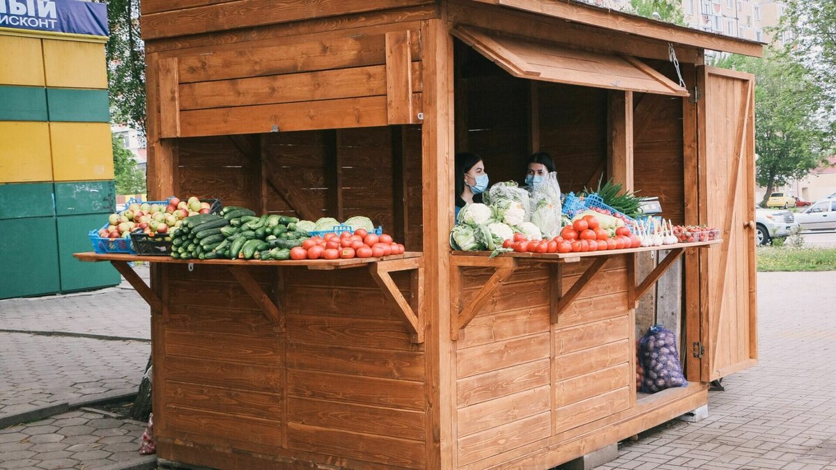     Ярмарку закрыли по суду, но бывший арендатор до сих пор не вернул участок в собственность города.
