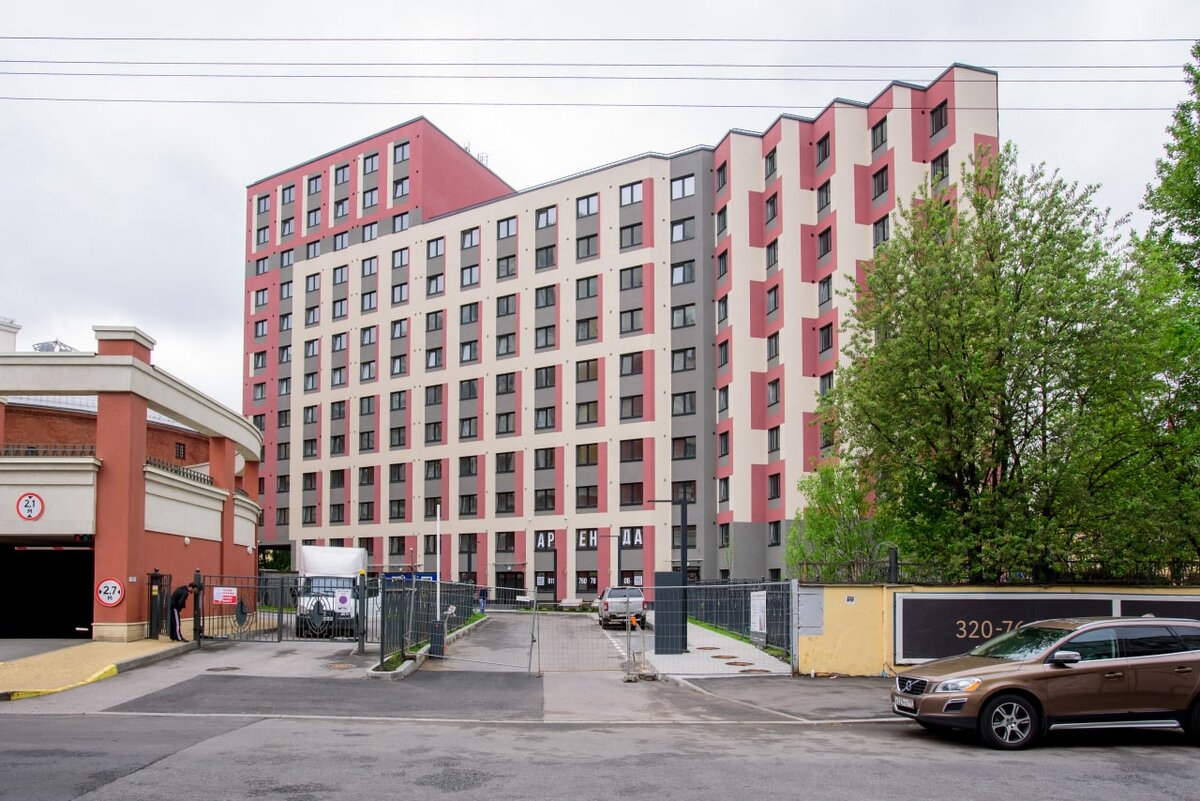 Artstudio moskovsky. Апарт-отель artstudio Moskovsky. АРТСТУДИО Московский отель Санкт-Петербург. Заозерная 3. RBI арт студио Московский