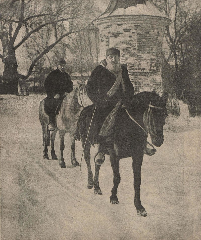 Толстой Л.Н. и Маковицкий Д.П. в Ясной Поляне