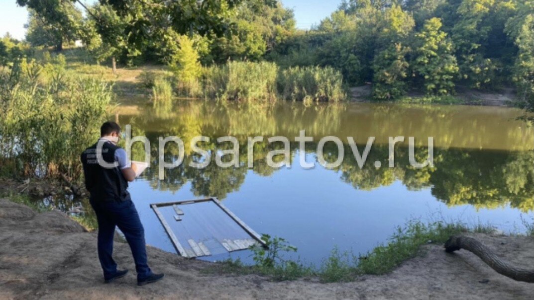 В настоящее время выполняется комплекс мероприятий, направленных на установление всех обстоятельств произошедшего, в том числе личности погибшего. По результатам проверки будет принято соответствующее процессуальное решение.