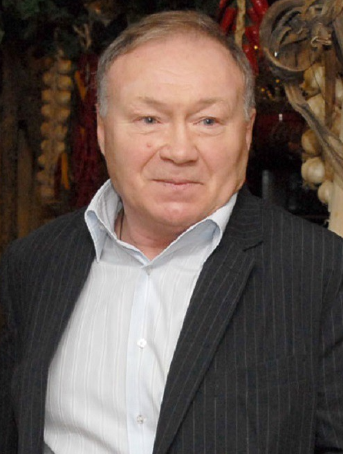 Юрий Кузнецов.Фото Яндекс.Картинки.