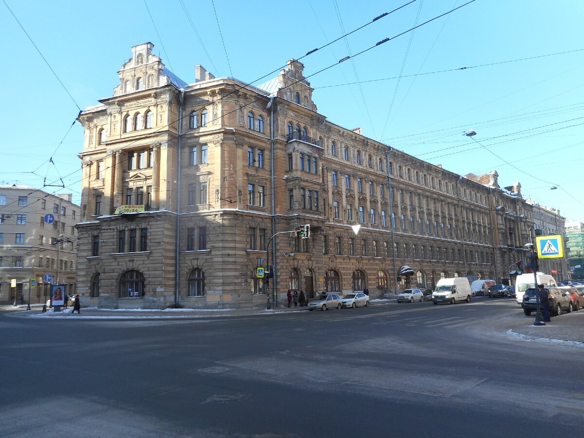 Сам дом. Фото https://dominfo.ru/