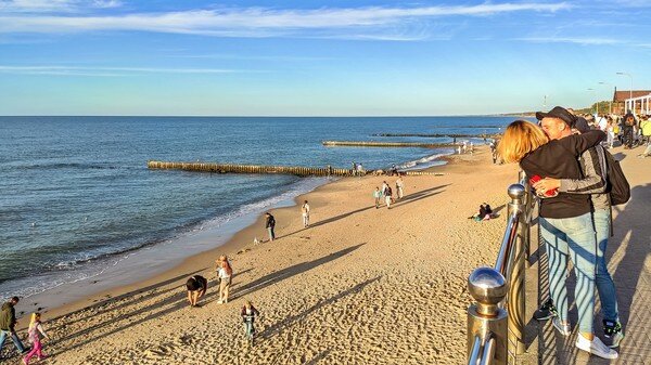 Не так уж и важно, где именно тебе было хорошо ... но обстоятельства  времени и места почему-то всегда имеют значение ) ... С Воскресением  Вас! ... 

Зеленоградск, Калининградская область ...

  