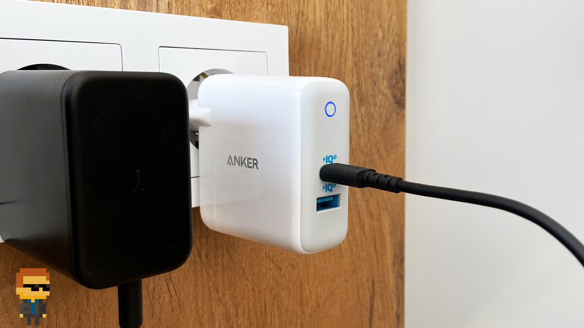 Сетевое зарядное устройство PowerPort+ Atom III 45W USB-C + 15W USB-A