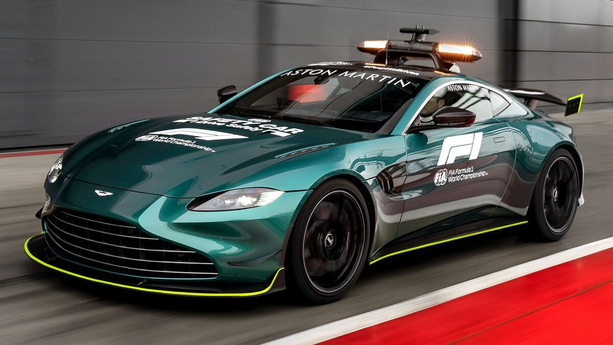 Пилоты F1 жалуются, что Aston Martin слишком медленный. И речь не о  гоночном болиде... | Car Born Daily | Дзен